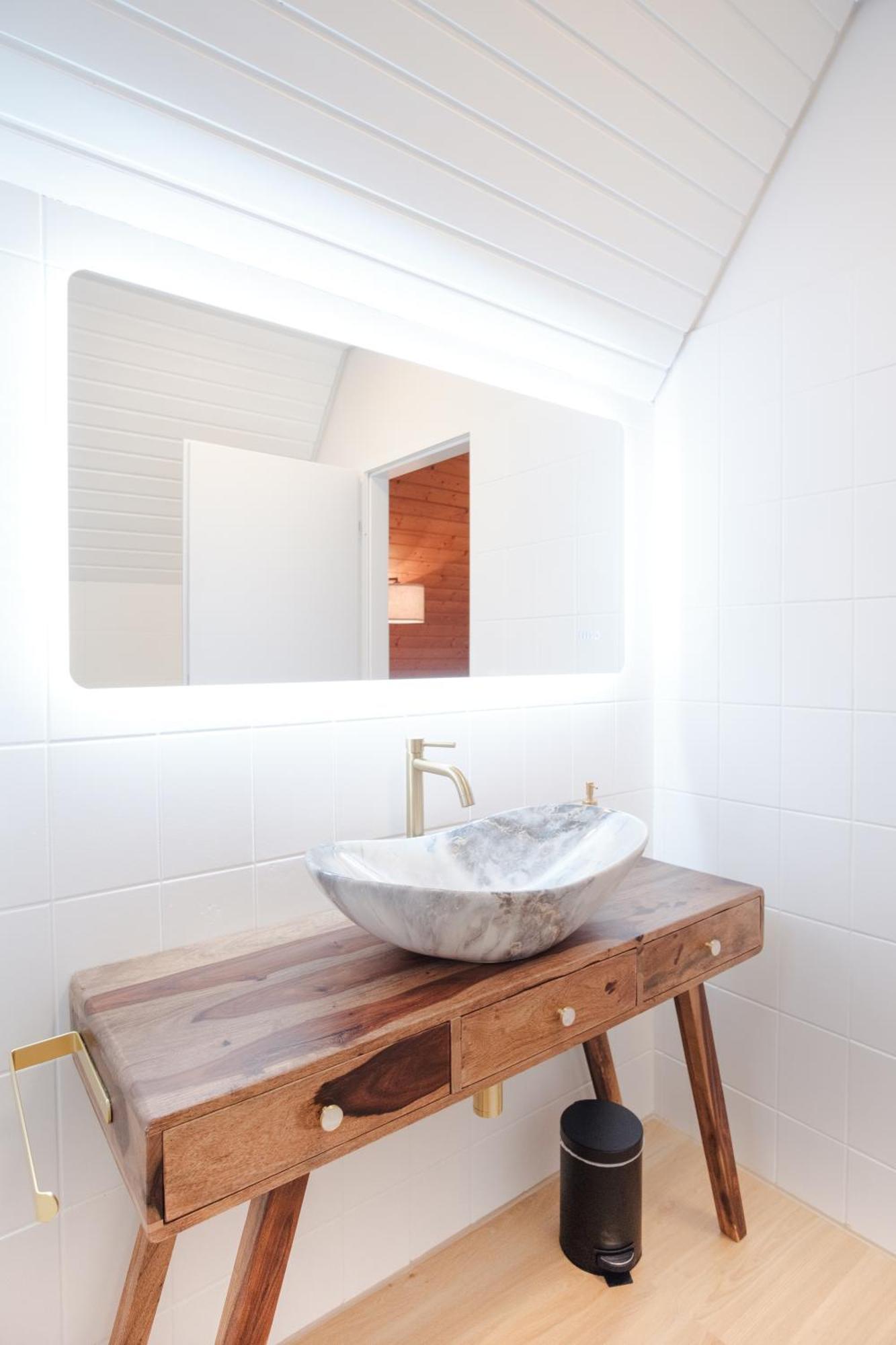 Neu Deluxe Suite Muensterblick, Maisonette, Kingsize Bett, Kueche, Netflix, Aussicht, E-Kamin Bad Säckingen Exterior foto