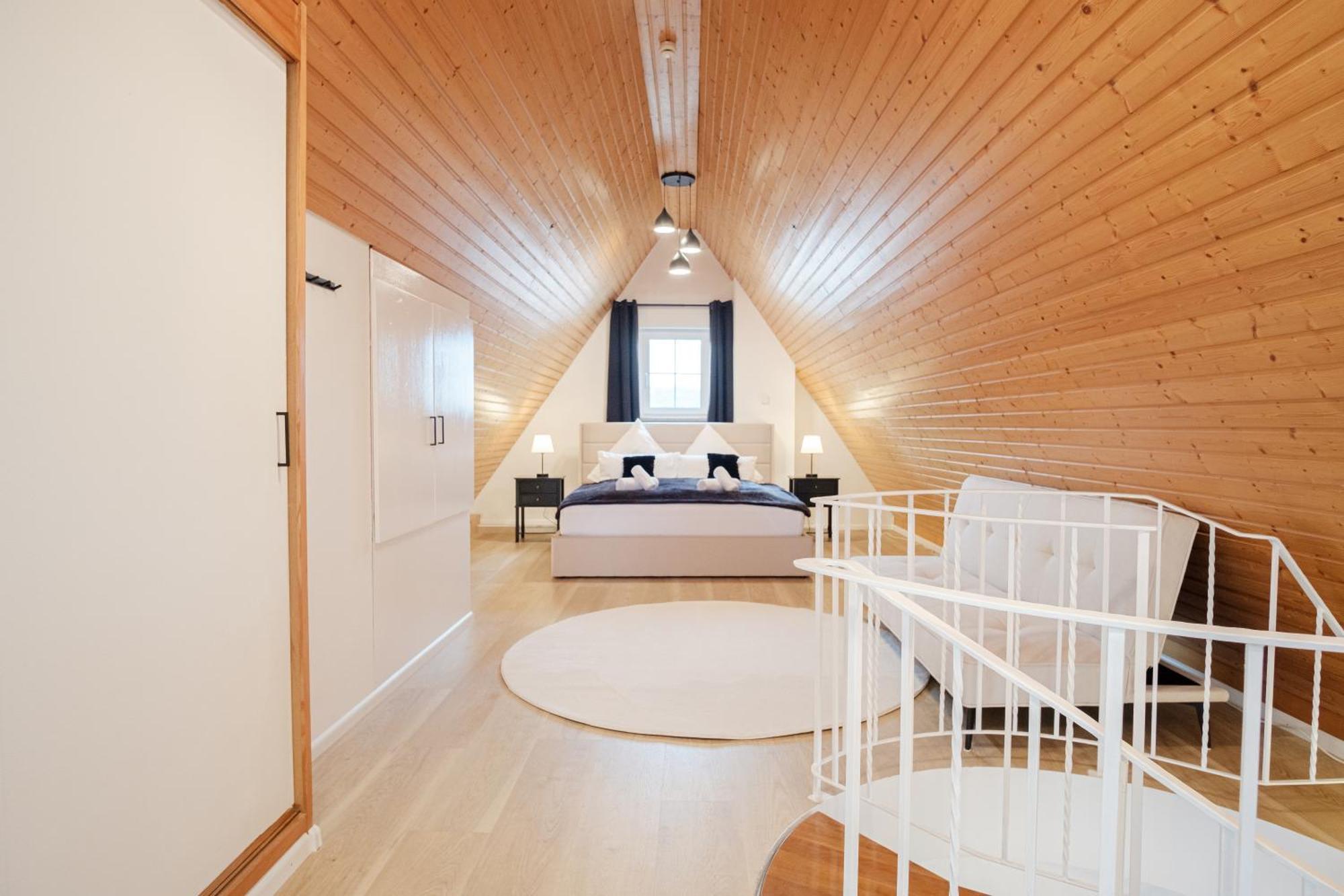 Neu Deluxe Suite Muensterblick, Maisonette, Kingsize Bett, Kueche, Netflix, Aussicht, E-Kamin Bad Säckingen Exterior foto